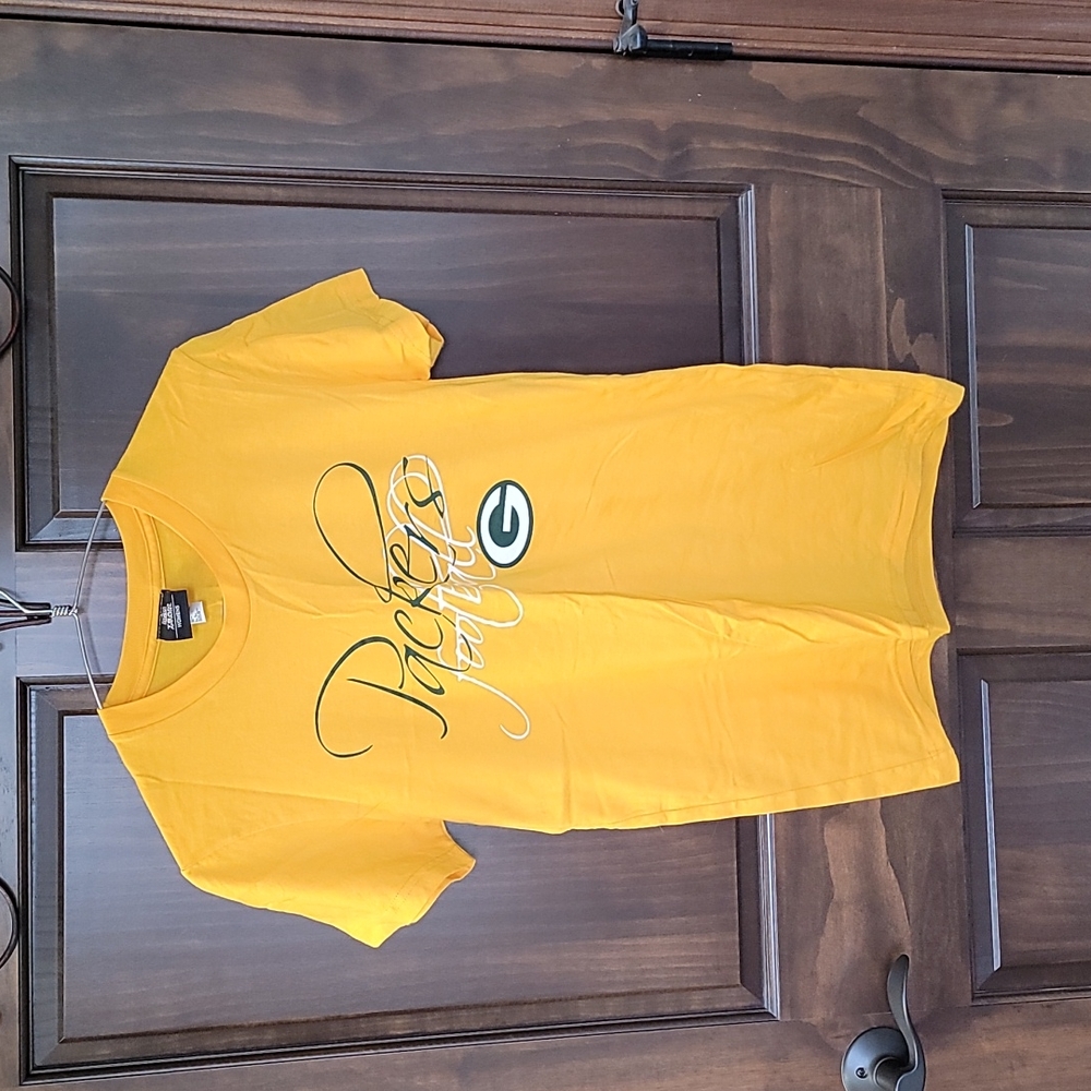 Womens large Green Bay Packers t-shirt
